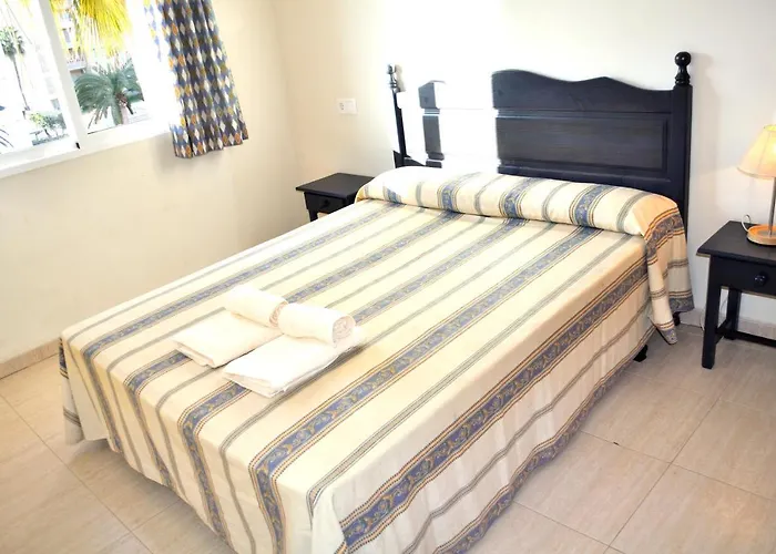 Palm Beach, 2 Dormitorios, Playa 50m, By Bookindenia Dénia