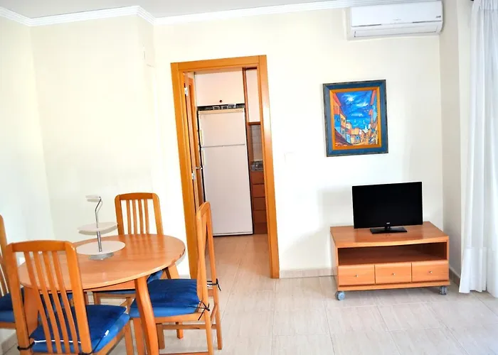 Appartamento Palm Beach, 2 Dormitorios, Playa 50m, By Bookindenia *