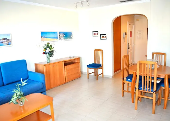 Appartamento Palm Beach, 2 Dormitorios, Playa 50m, By Bookindenia *