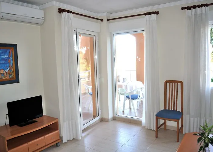 Palm Beach, 2 Dormitorios, Playa 50m, By Bookindenia * Dénia